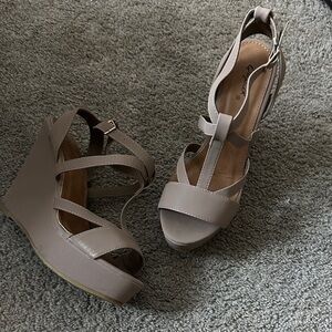 Elegant Taupe Wedge Sandals